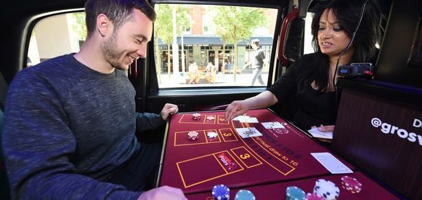 Spielen im Taxi